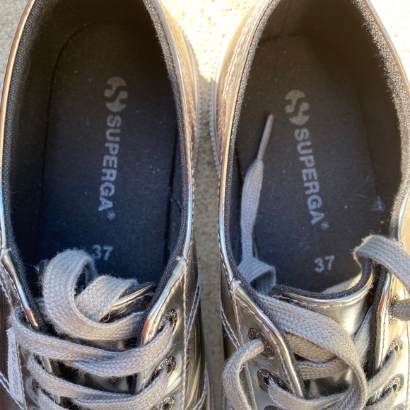 Metallic silver Superga sneakers - Picture 3 of 4